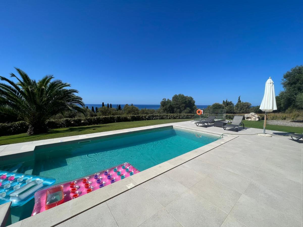 Avithos Blue Villas Svoronata Exterior foto
