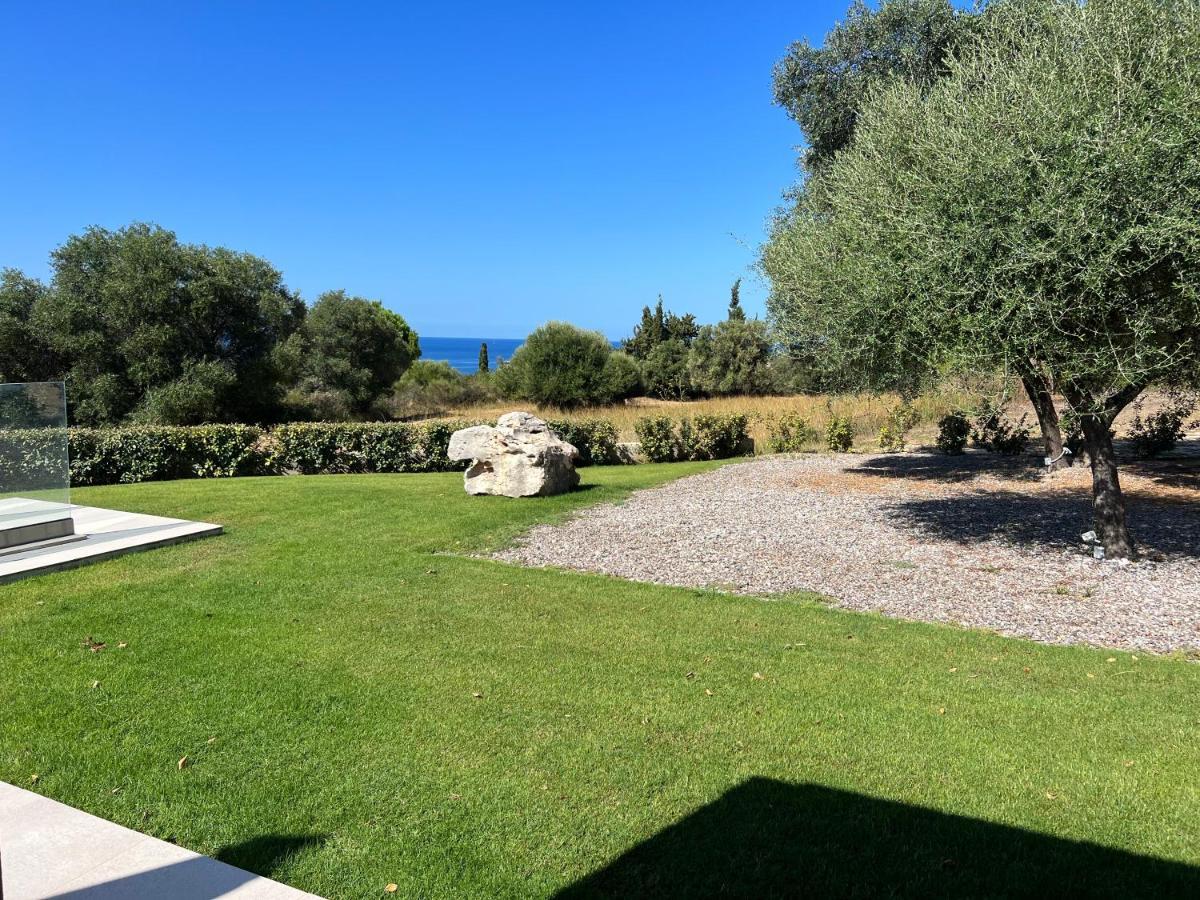 Avithos Blue Villas Svoronata Exterior foto